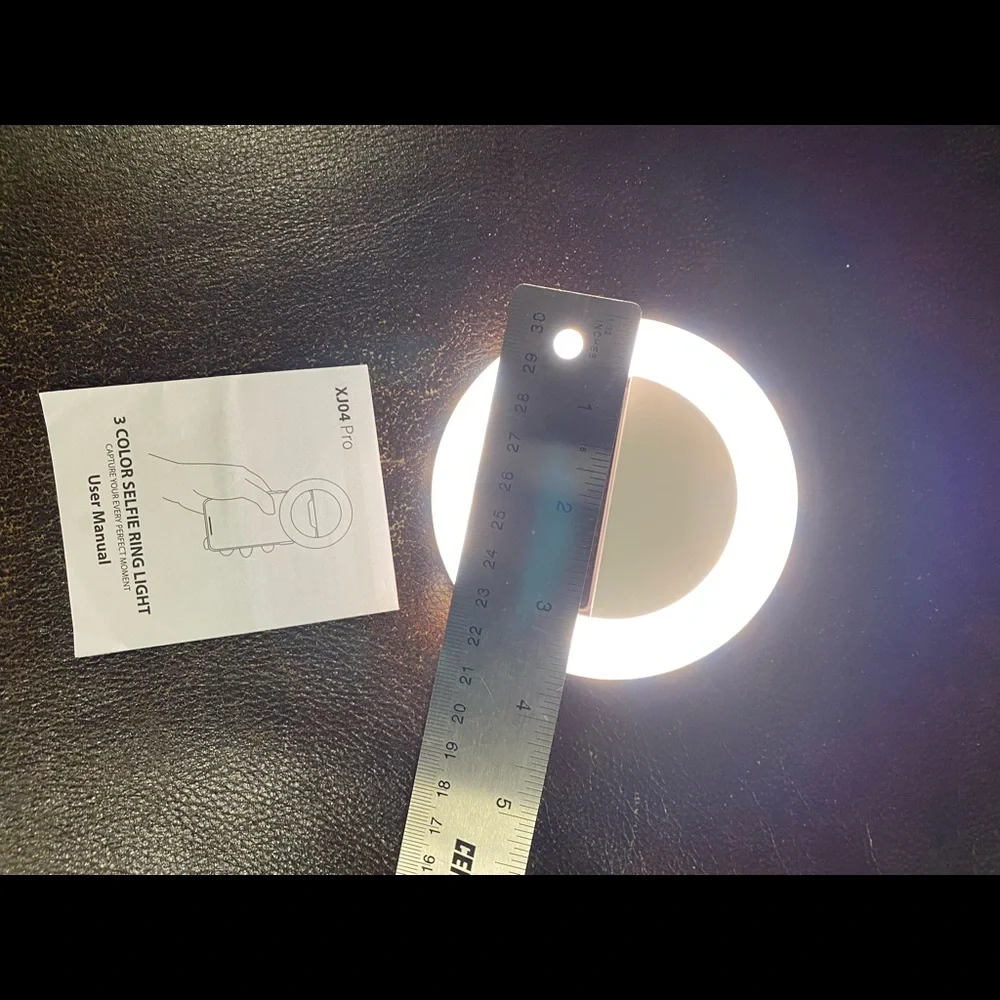 Soar Clip on Selfie Ring Light